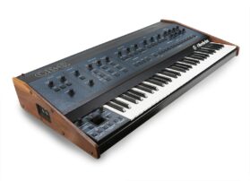 The Oberheim OB-8, one of the many synths Prince used. And one of the many things I can now make my guitar sound like thanks to technology!